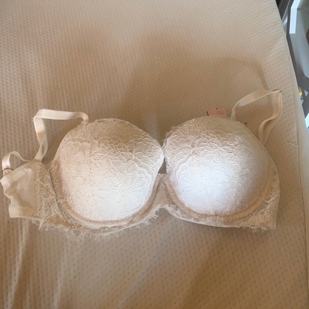 White lace bra